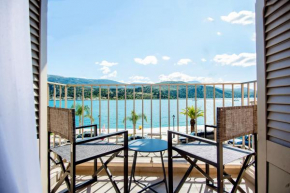 A & B Minimal Suite ΙΙ with Sea View in Argostoli